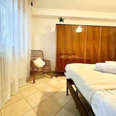 キアラヴァッレCasa Nel Verde - 4 Posti Lettoアパートメント エクステリア 写真