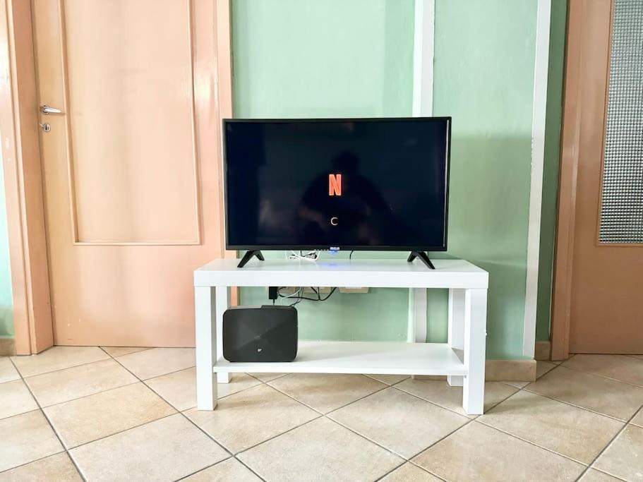キアラヴァッレCasa Nel Verde - 4 Posti Lettoアパートメント エクステリア 写真